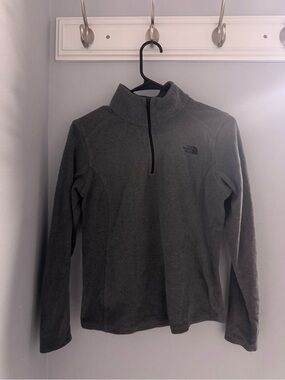 The North Face Gray Quarter-Zip Fleece Pullover